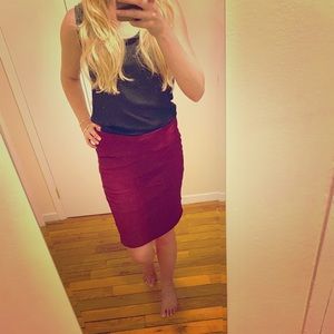 Burgundy Topshop stretchy pencil skirt